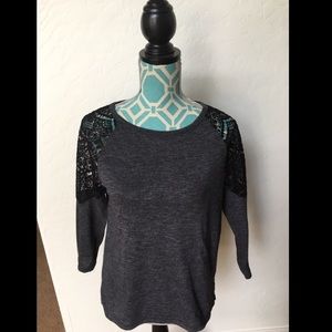 Old Navy long sleeve lace top